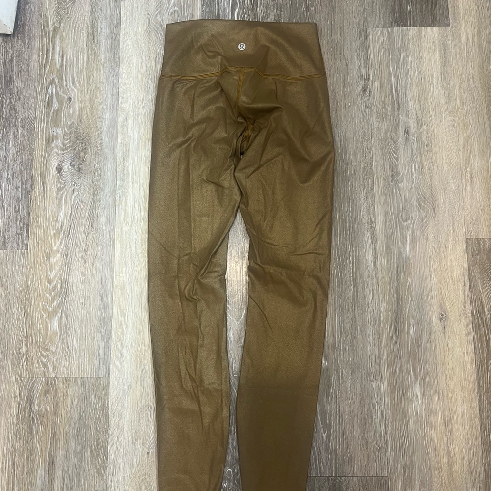NWOT LULULEMON GOLD SPECIAL EDITION TIGHTS High-Rise Leggings